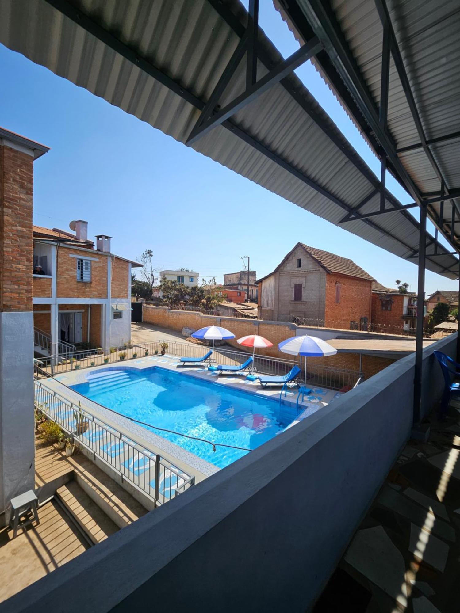 Chez Joel Bed & Breakfast Antsirabe Luaran gambar